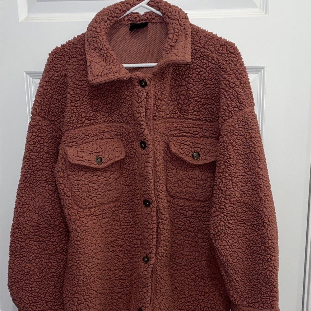 32 Degrees Women's Teddy Shacket in a mauve color
